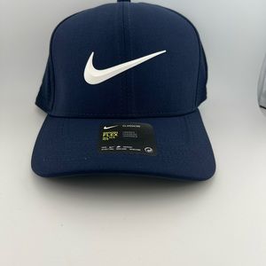 Nike Aerobill flex fit M/L unisex navy blue golf hat NWT